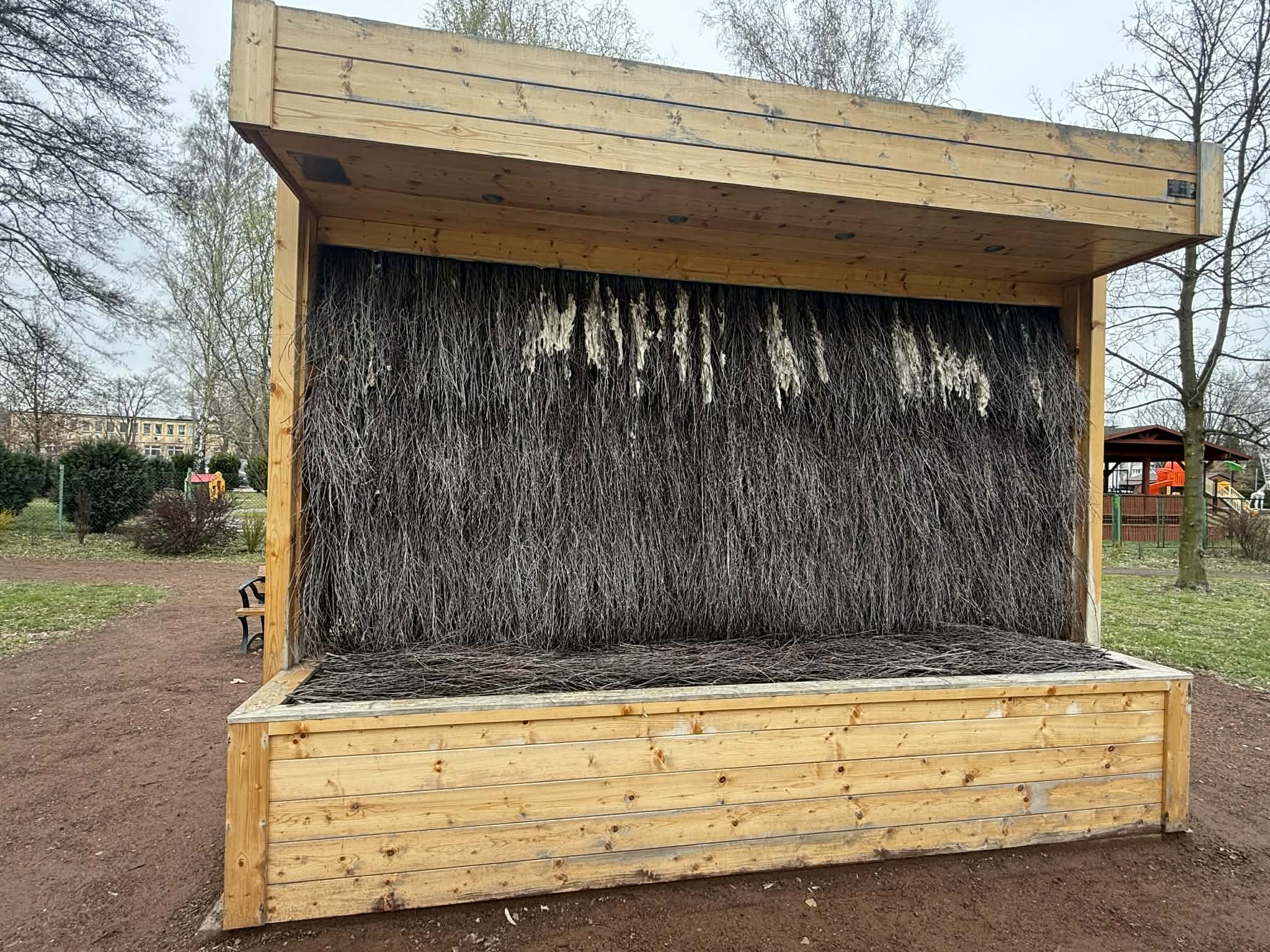 Tężnia solankowa w parku