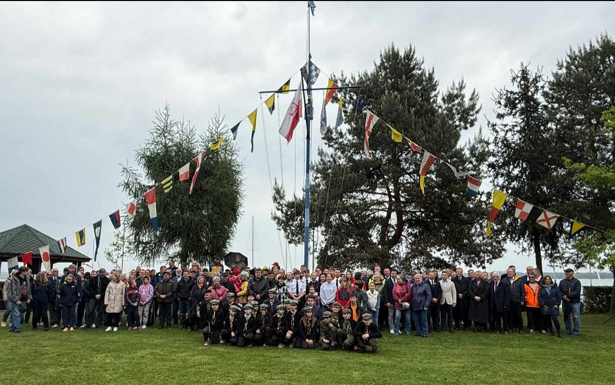 Uczestnicy na otwarciu sezonu żeglarskiego