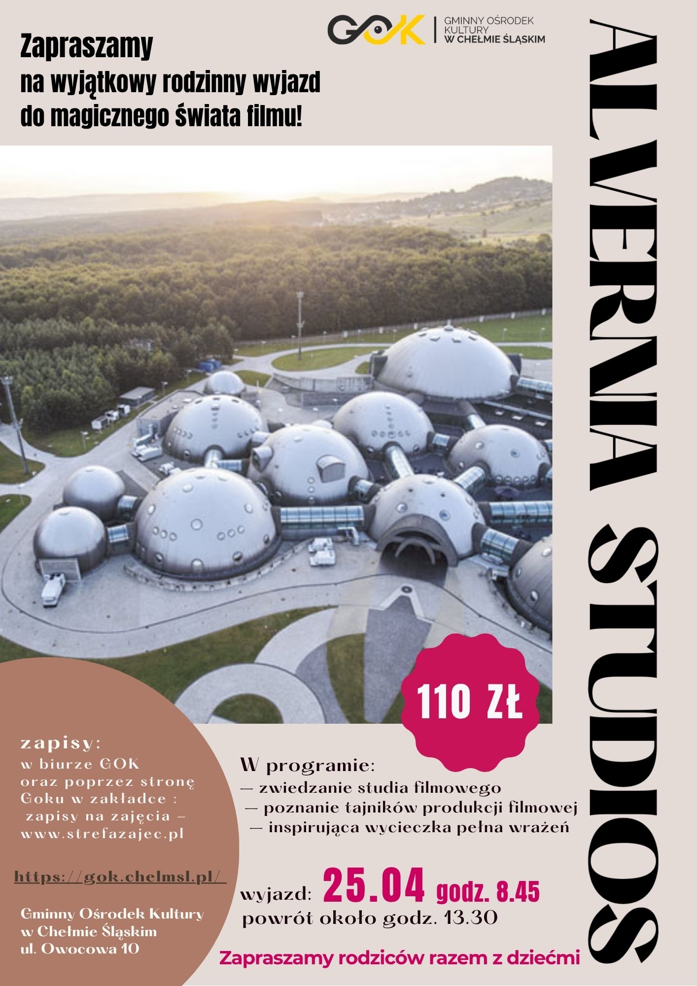 Plakat promujacy wydarzenie. Na zdjęciu zabudowania studia filmowego. 