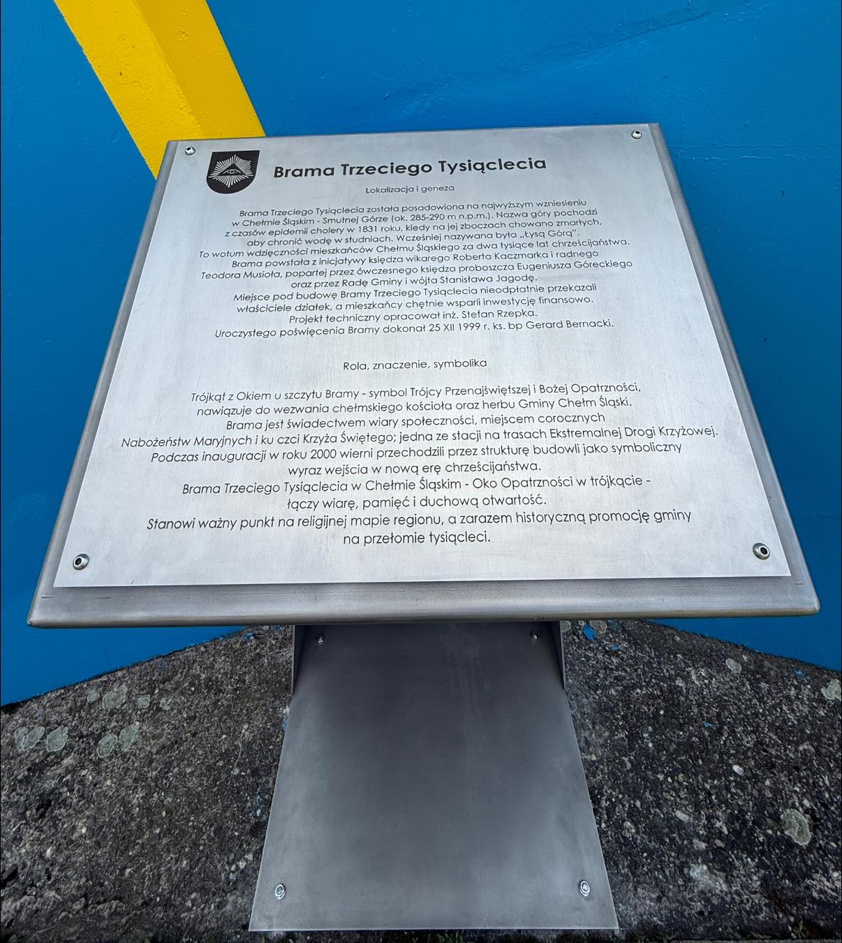 Tablica wykonana z blachy - opis góry 