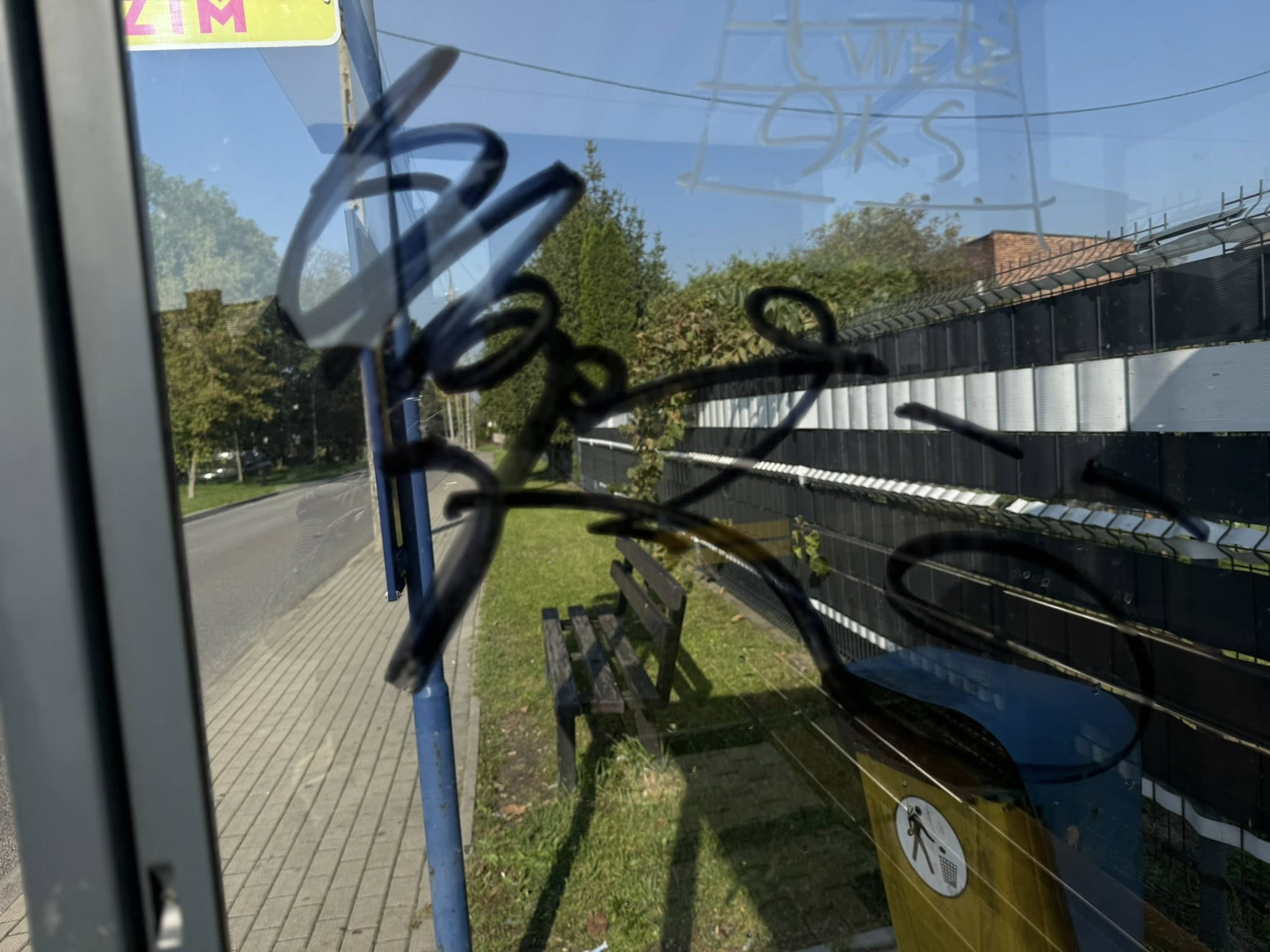 WIata przystankowa opisana markerem 